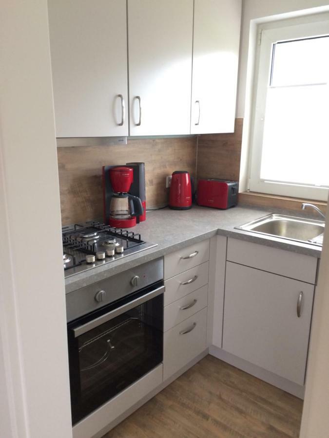 „Luettje Nuest“ Appartement Emden Buitenkant foto