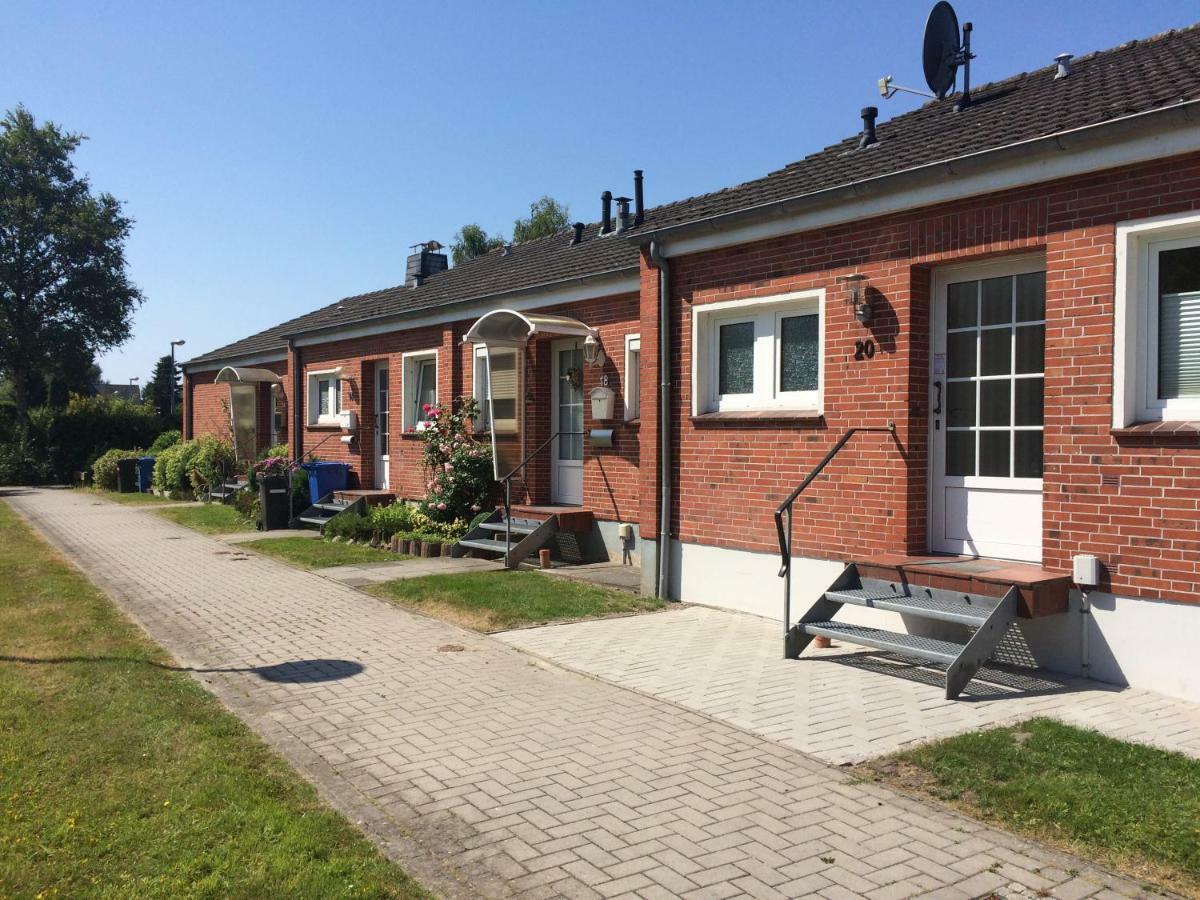 „Luettje Nuest“ Appartement Emden Buitenkant foto